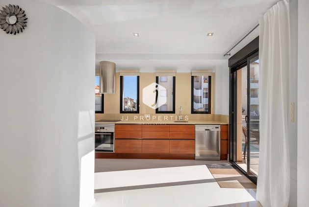 D'occasion - Villa -
Orihuela Costa - Costa Blanca