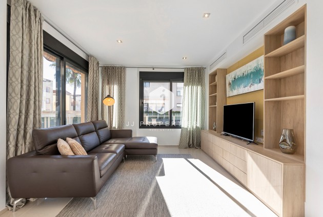 D'occasion - Villa -
Orihuela Costa - Costa Blanca