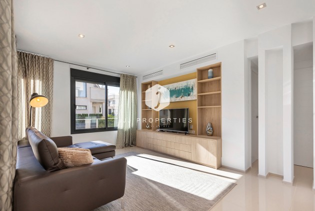 D'occasion - Villa -
Orihuela Costa - Costa Blanca