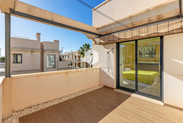 D'occasion - Villa -
Orihuela Costa - Costa Blanca