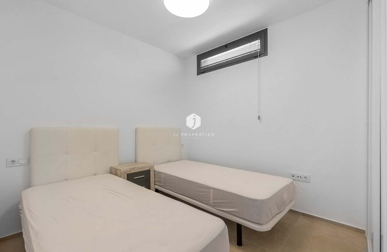 D'occasion - Villa -
Orihuela Costa - Costa Blanca