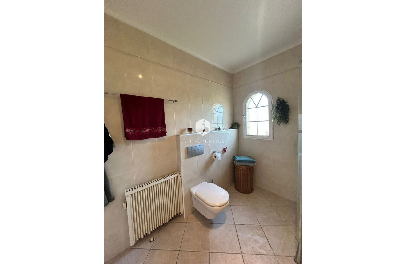 Resale - Villa -
Torrevieja - aguas nuevas