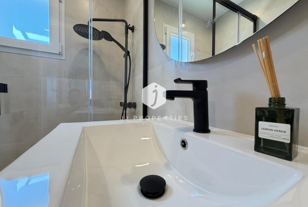 Resale - Apartment / flat -
San Miguel de Salinas - Blue Lagoon - Galán