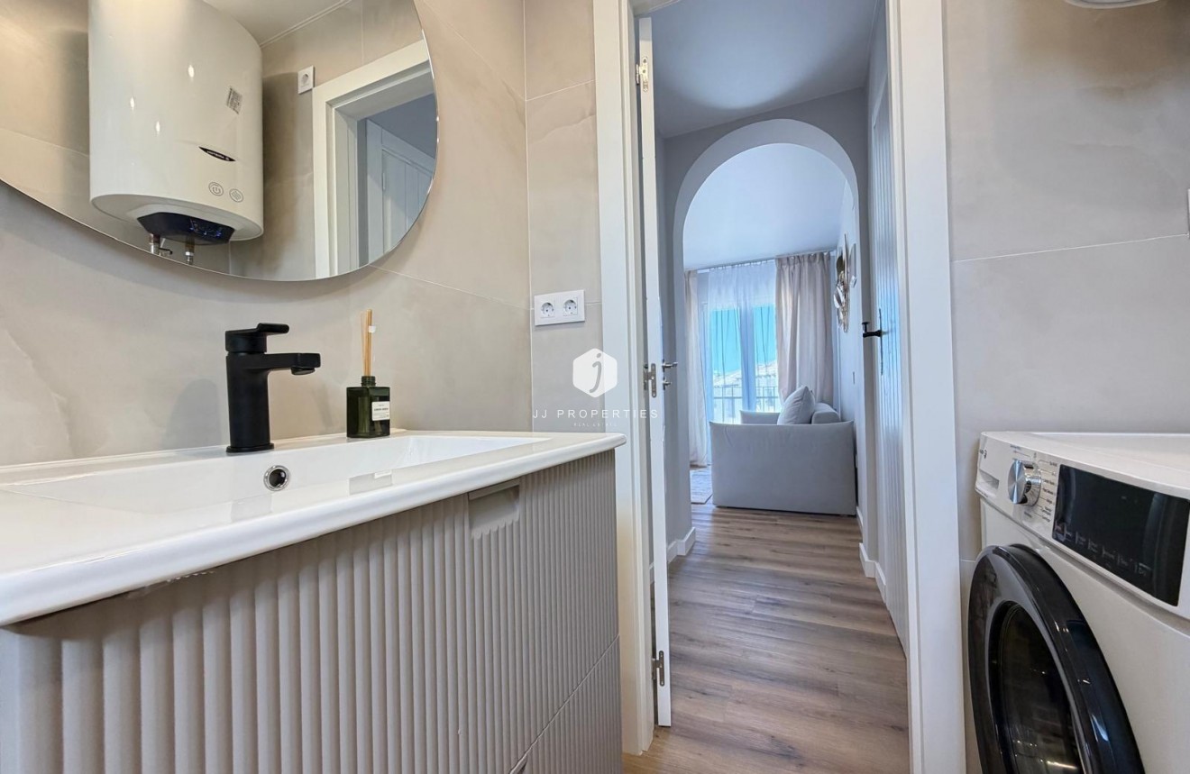 Resale - Apartment / flat -
San Miguel de Salinas - Blue Lagoon - Galán