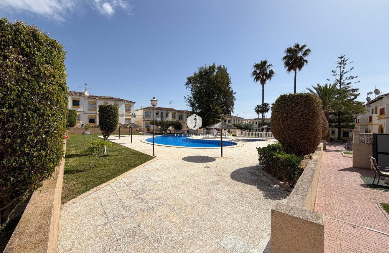 Resale - Apartment / flat -
San Miguel de Salinas - Blue Lagoon - Galán