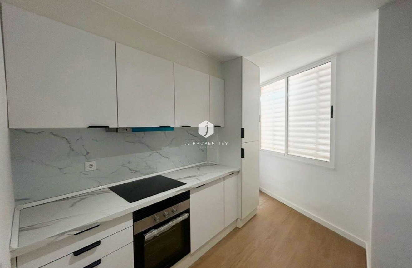 Resale - Apartment / flat -
Orihuela Costa - La Regia