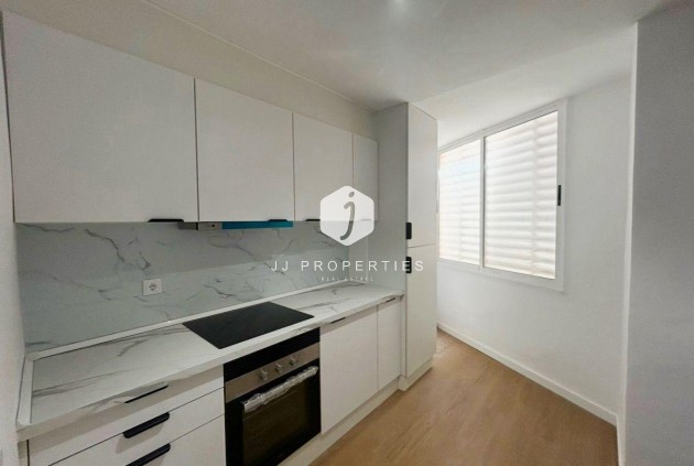 Resale - Apartment / flat -
Orihuela Costa - La Regia