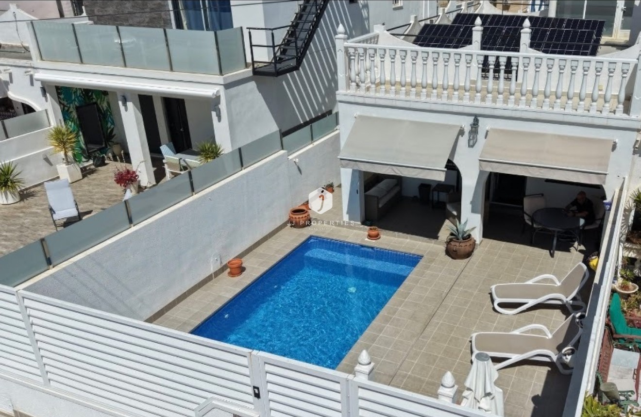 Resale - Chalet -
San Miguel de Salinas - Inland