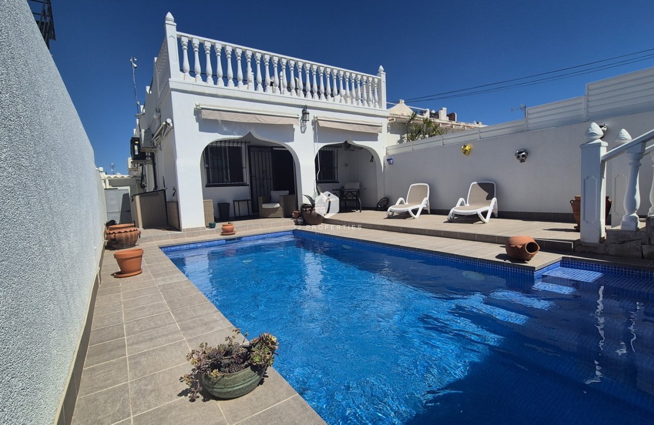 Resale - Chalet -
San Miguel de Salinas - Inland