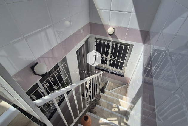 Resale - Chalet -
San Miguel de Salinas - Inland