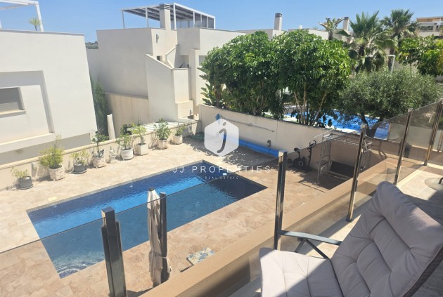 Resale - Villa -
San Miguel de Salinas - Inland