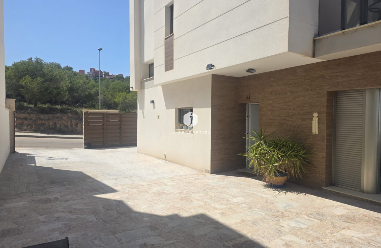 Resale - Villa -
San Miguel de Salinas - Inland