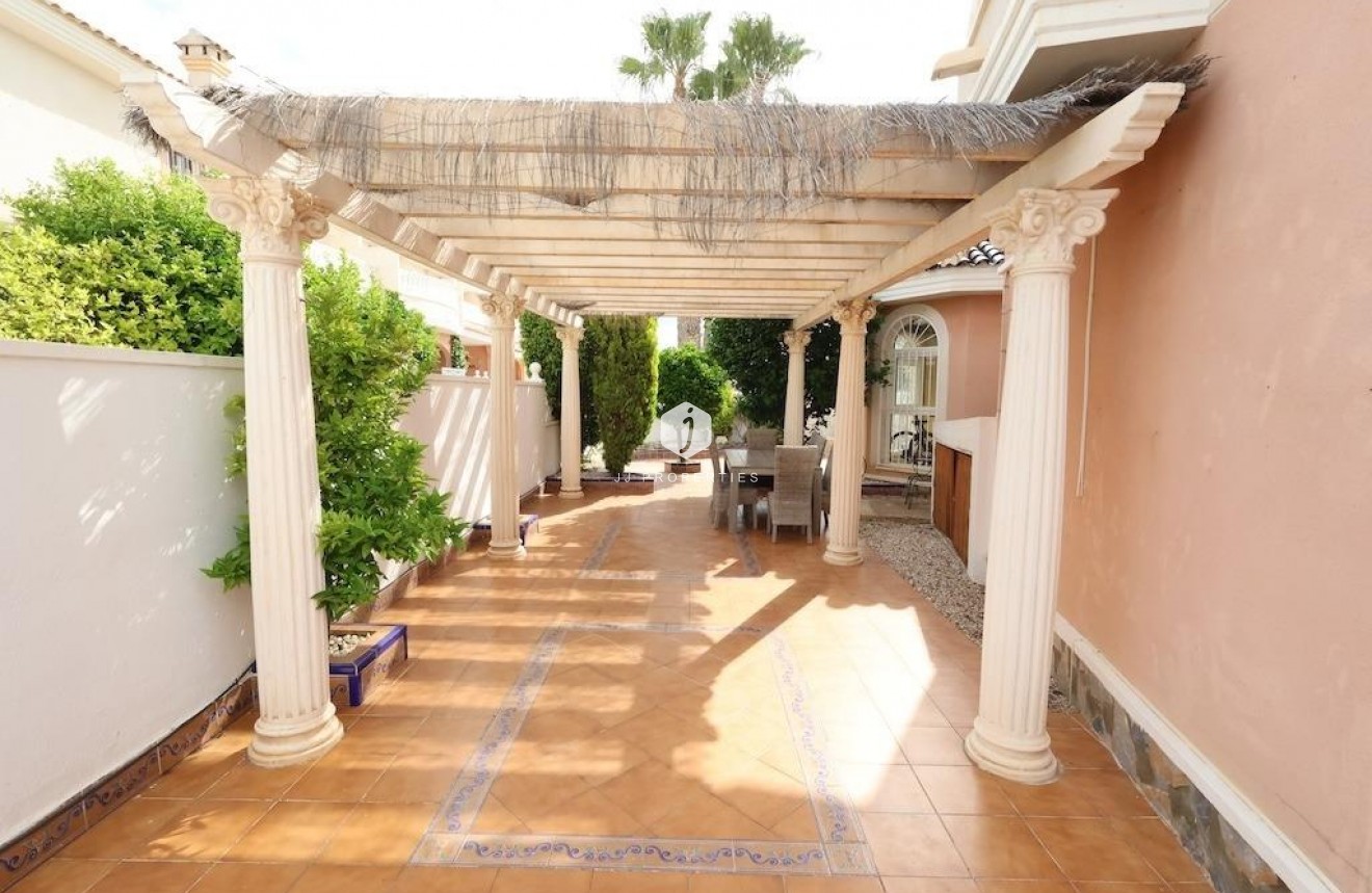 Resale - Chalet -
Rojales - Inland