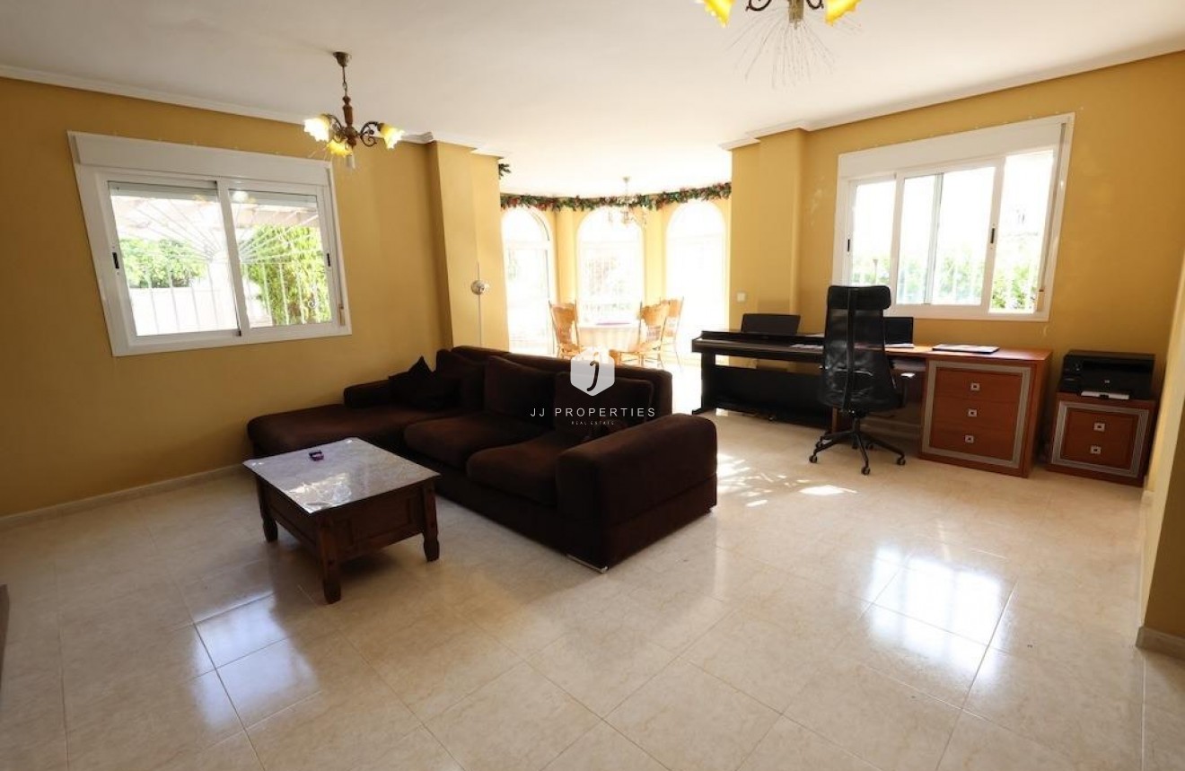 Resale - Chalet -
Rojales - Inland