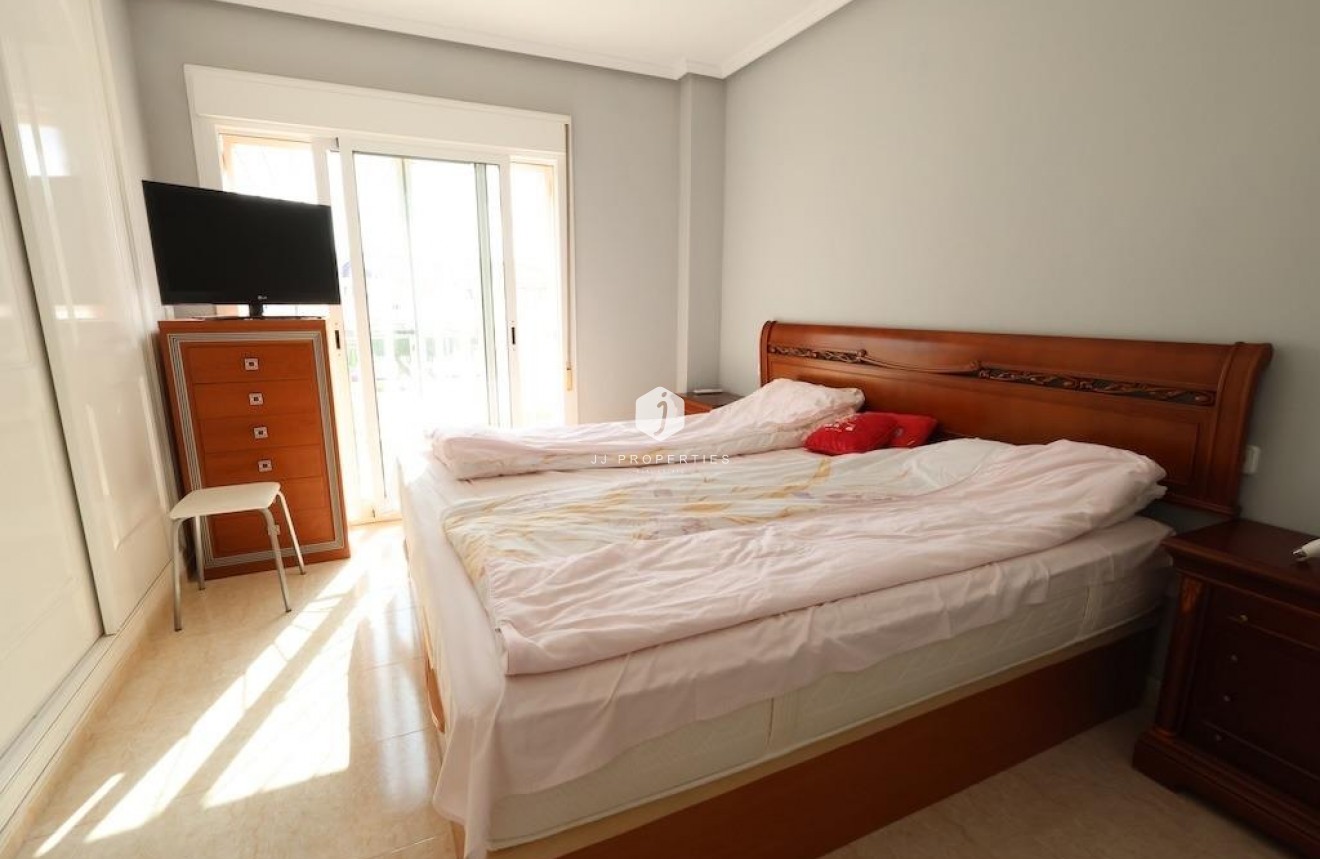 Resale - Chalet -
Rojales - Inland