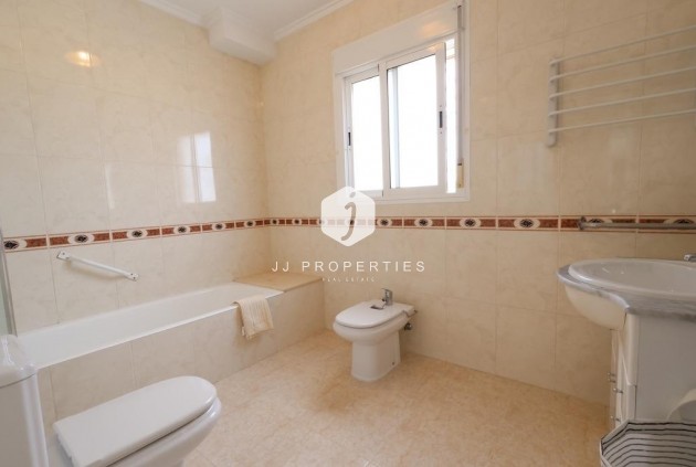 Resale - Chalet -
Rojales - Inland