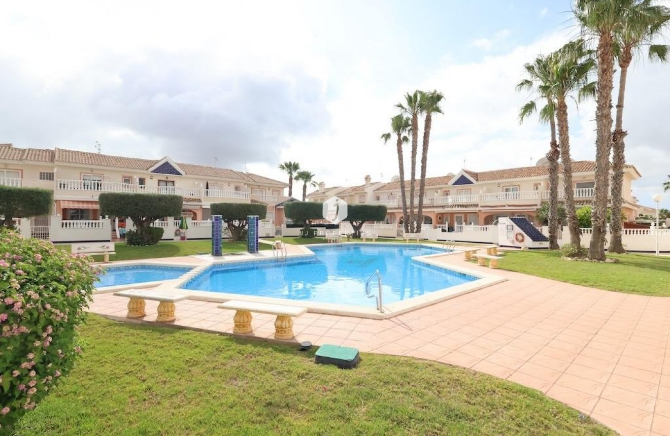 Resale - Chalet -
Rojales - Inland