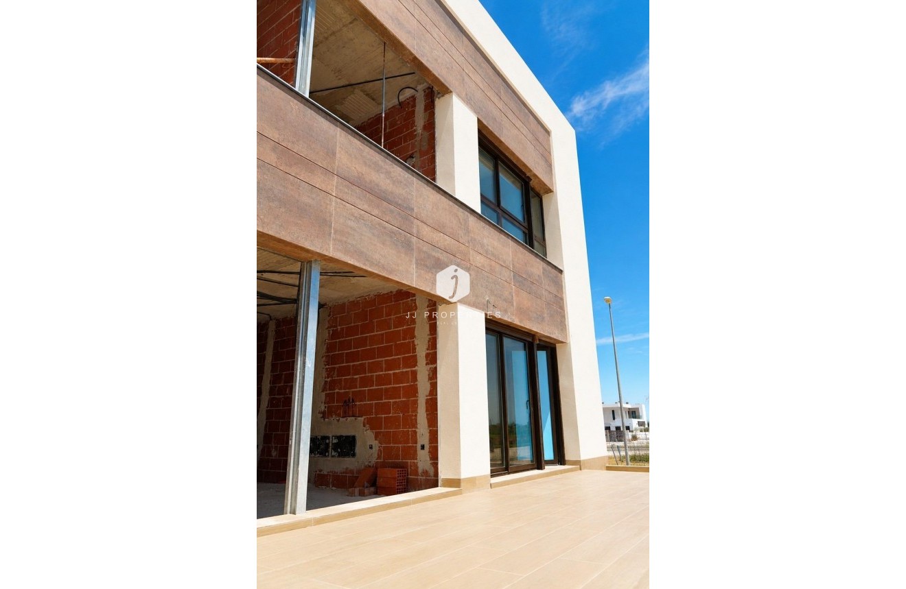 Nouvelle construction - Chalet -
Dolores - Sector 2