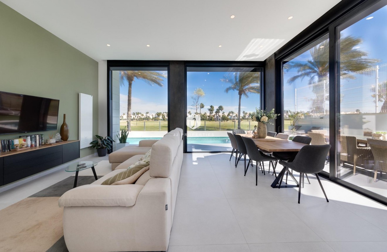New Build - Villa -
Pilar de la Horadada - Roda Golf