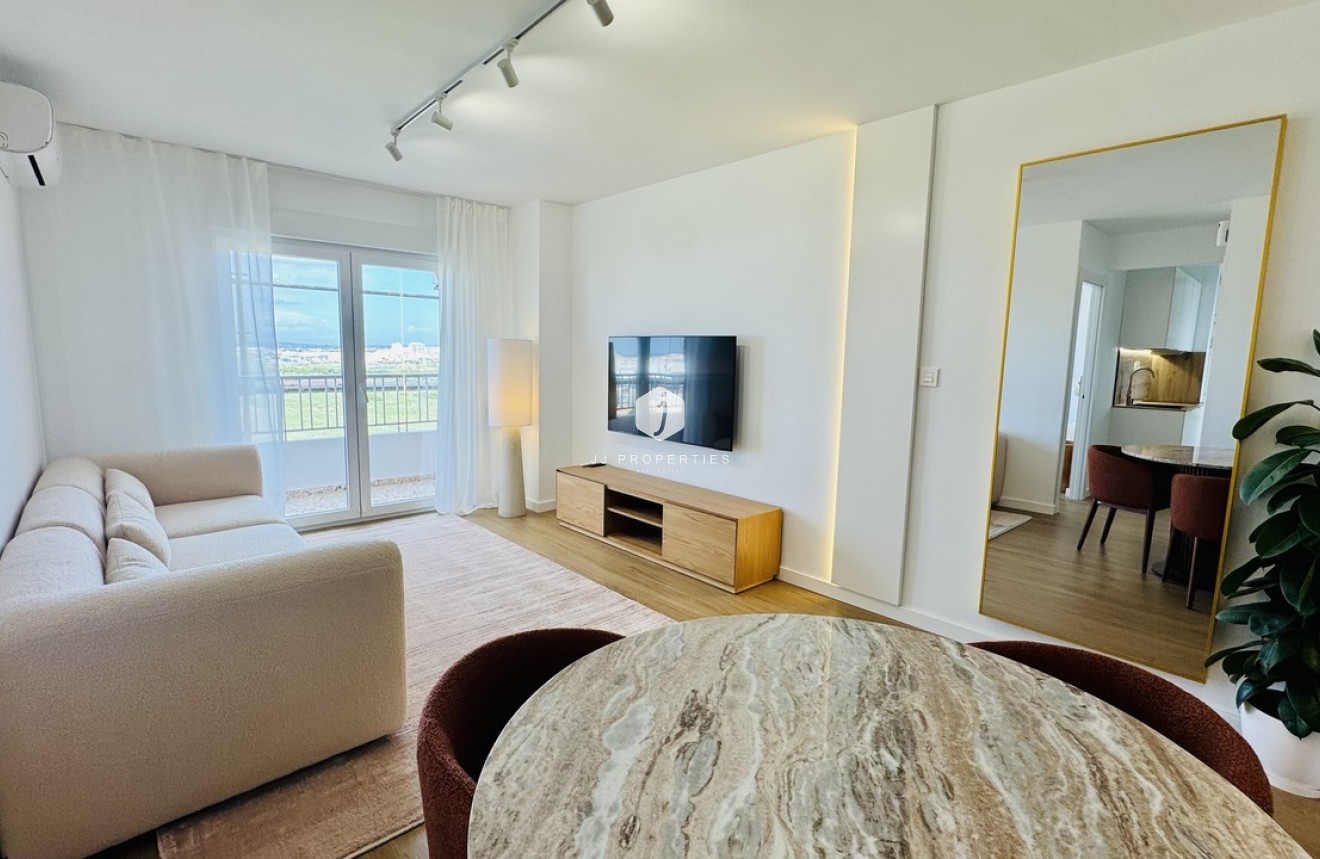 Resale - Penthouse -
Punta Prima - Costa Blanca