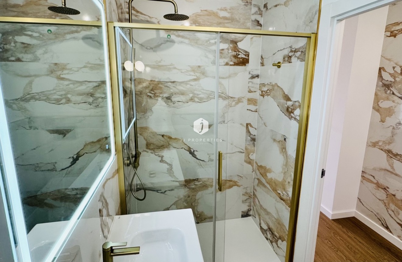 Resale - Penthouse -
Punta Prima - Costa Blanca