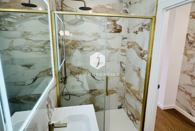 Resale - Penthouse -
Punta Prima - Costa Blanca