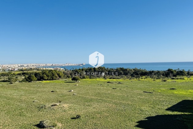 Resale - Penthouse -
Punta Prima - Costa Blanca
