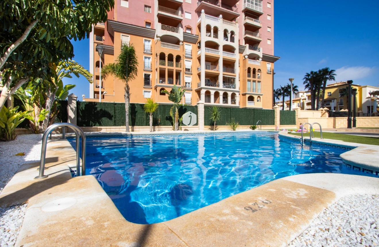 Resale - Apartment / flat -
Torrevieja - Los Frutales