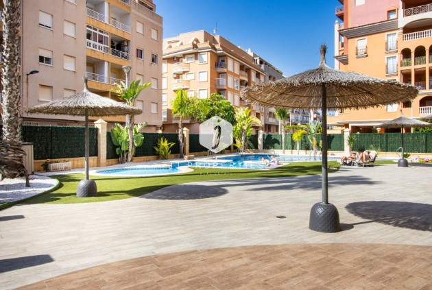Resale - Apartment / flat -
Torrevieja - Los Frutales