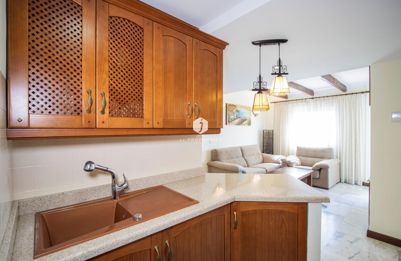 Resale - Apartment / flat -
Torrevieja - Los Frutales