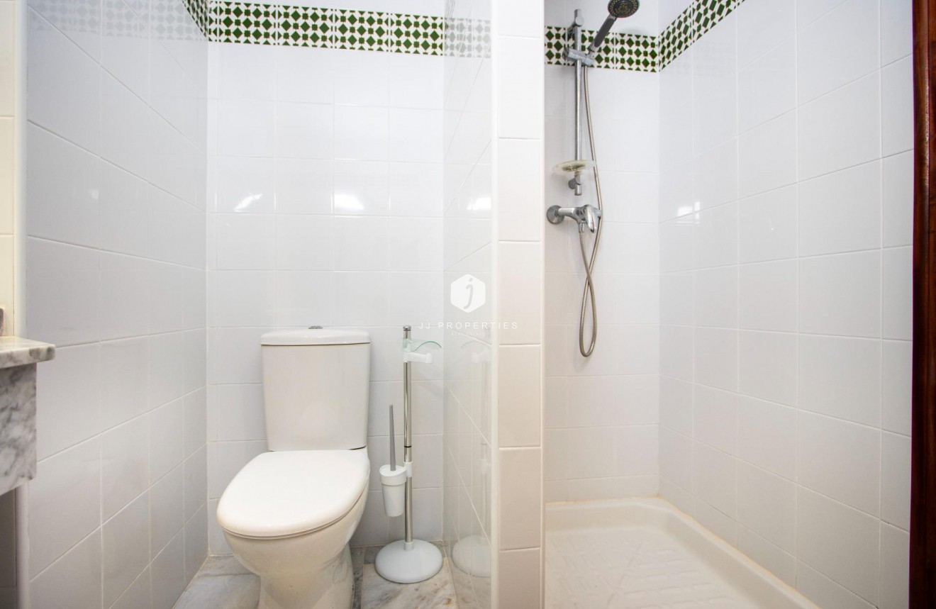 Resale - Apartment / flat -
Torrevieja - Los Frutales