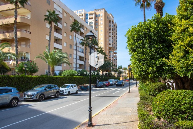 Resale - Apartment / flat -
Torrevieja - Los Frutales