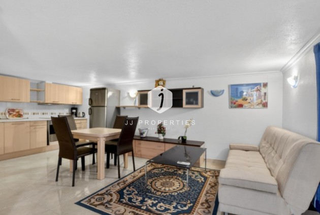 Resale - Chalet -
Torrevieja - Costa Blanca