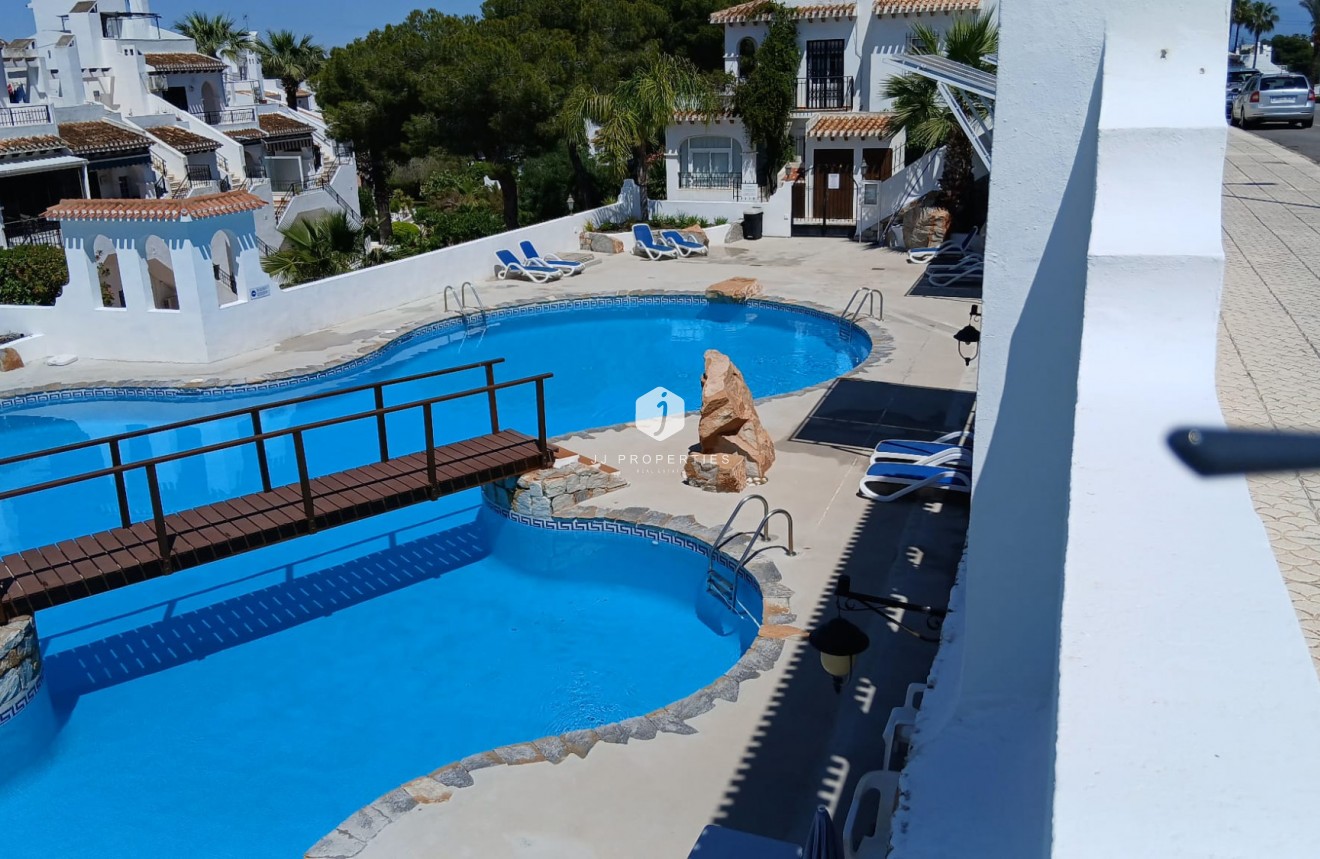 Resale - Chalet -
Orihuela Costa - Costa Blanca