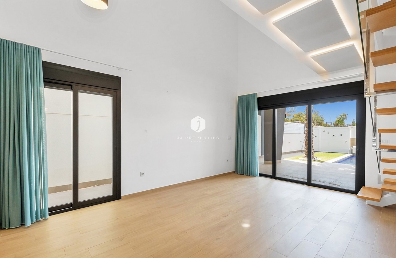 Resale - Villa -
Benijofar - Costa Blanca