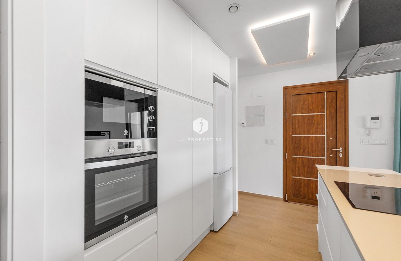 Resale - Villa -
Benijofar - Costa Blanca