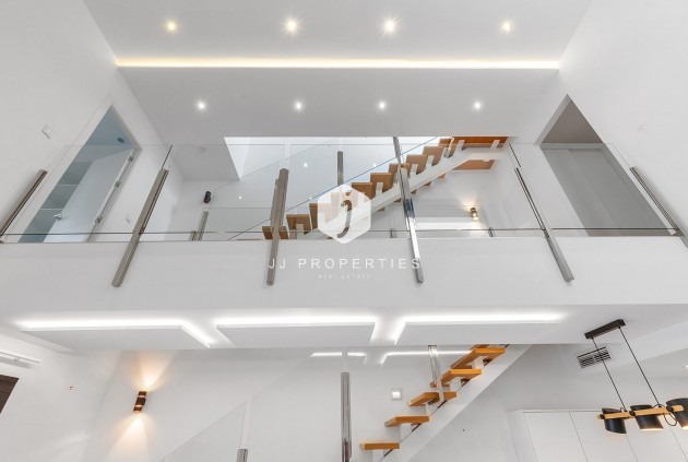 Resale - Villa -
Benijofar - Costa Blanca