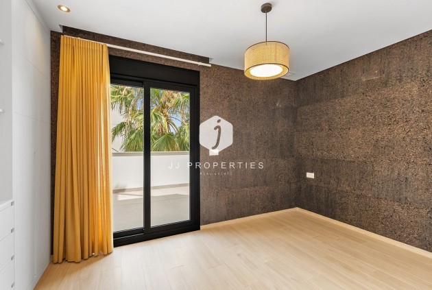 Resale - Villa -
Benijofar - Costa Blanca
