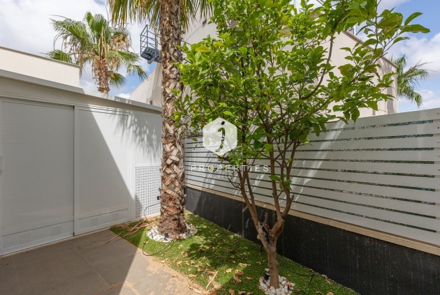 Resale - Villa -
Benijofar - Costa Blanca