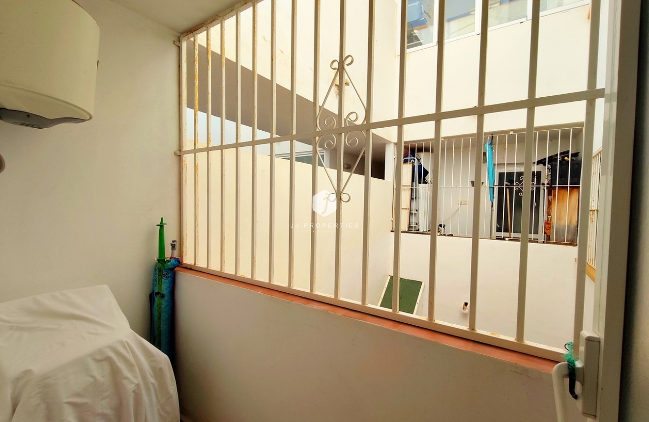 Resale - Apartment / flat -
La Zenia - Costa Blanca