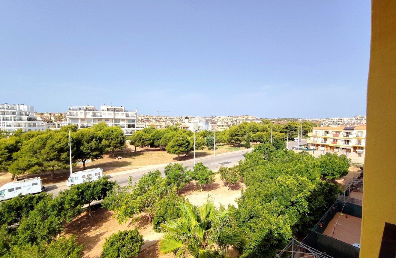 Resale - Apartment / flat -
La Zenia - Costa Blanca