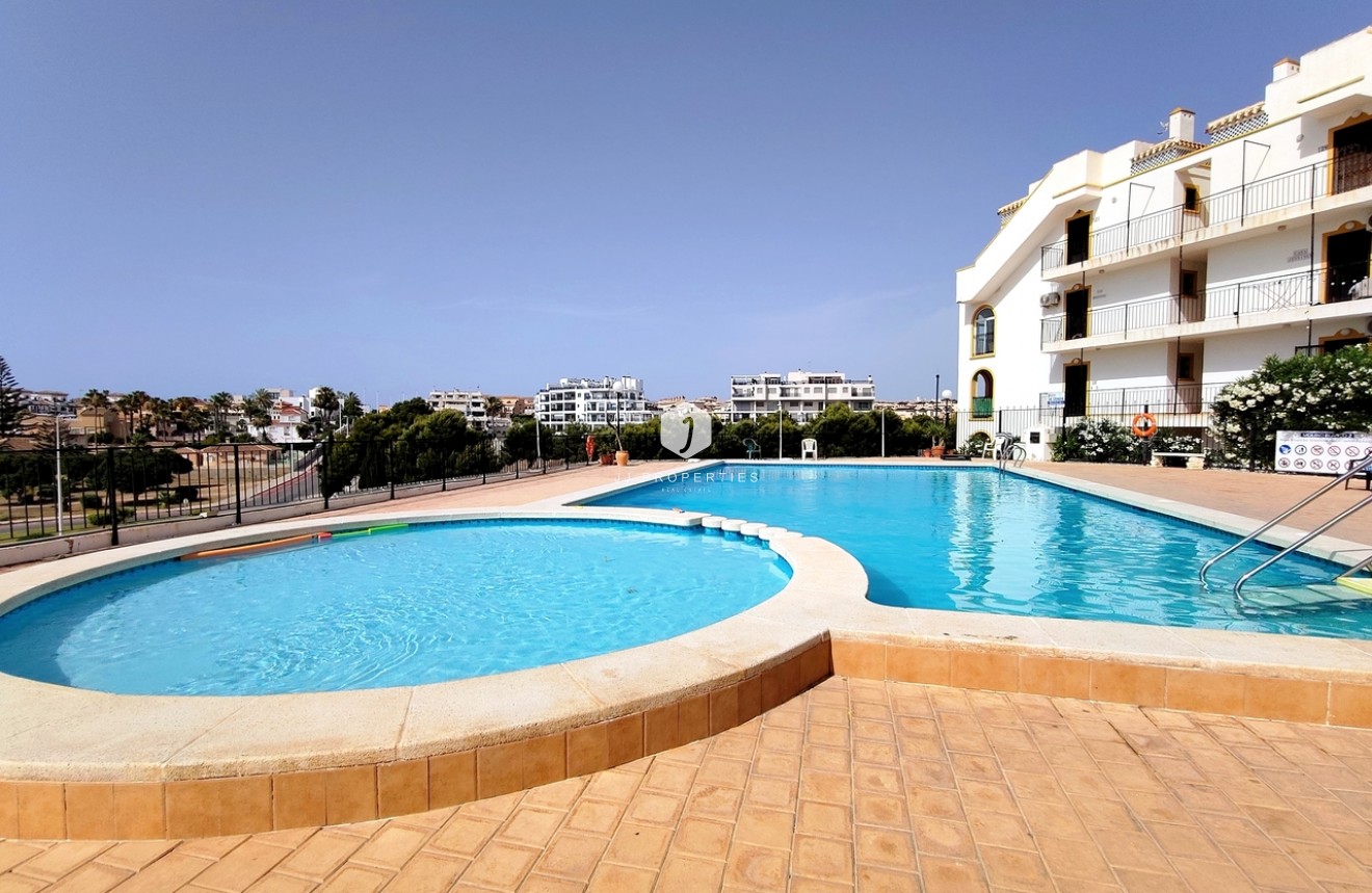 Resale - Apartment / flat -
La Zenia - Costa Blanca
