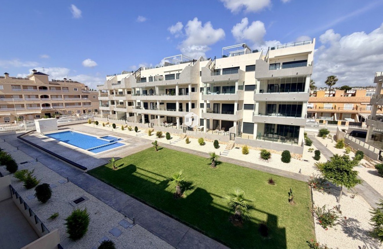 Resale - Apartment / flat -
Orihuela Costa - Costa Blanca