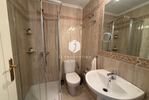 Resale - Chalet -
Orihuela Costa - Los Dolses