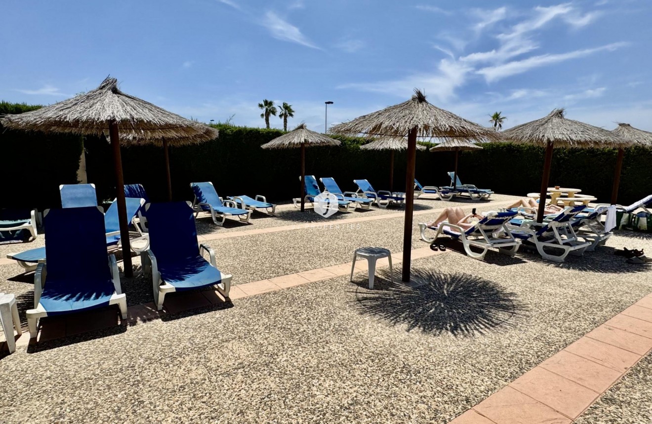 Resale - Chalet -
Torrevieja - La Siesta - El Salado - Torreta