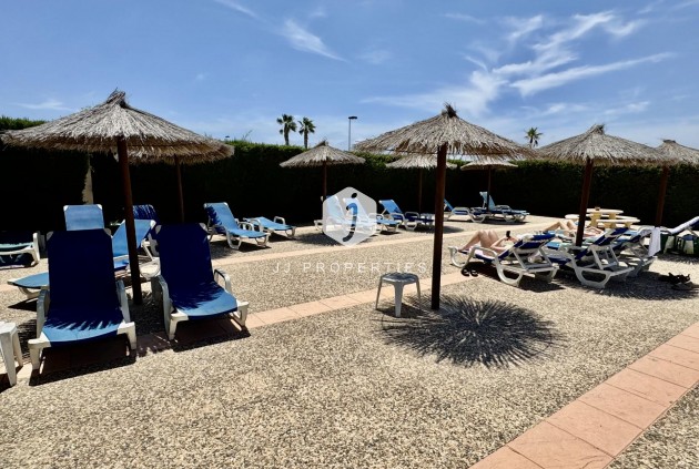 Resale - Chalet -
Torrevieja - La Siesta - El Salado - Torreta
