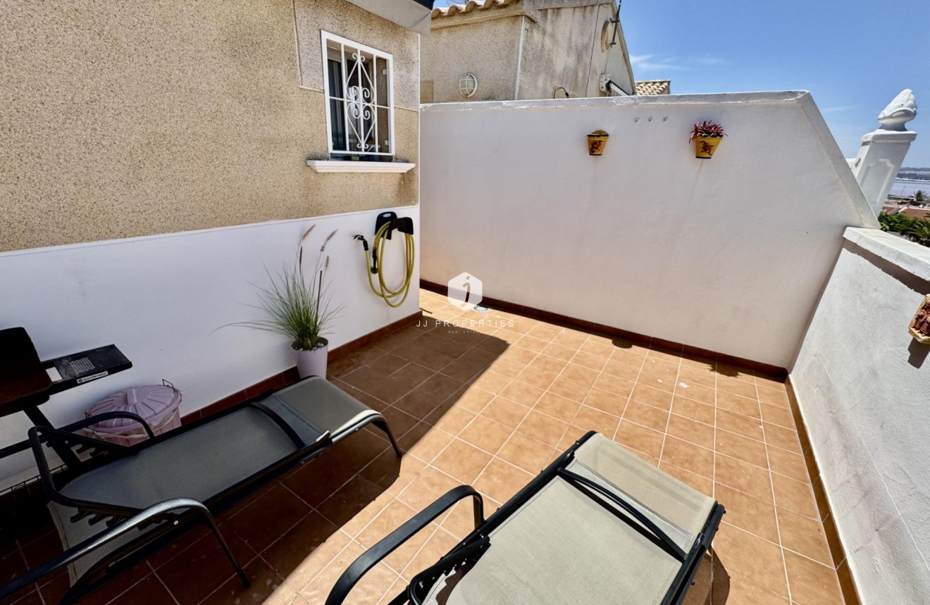 Resale - Chalet -
Torrevieja - La Siesta - El Salado - Torreta