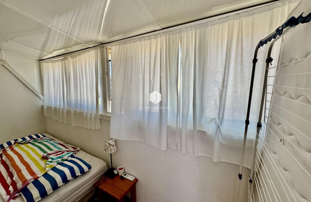 Resale - Chalet -
Torrevieja - La Siesta - El Salado - Torreta