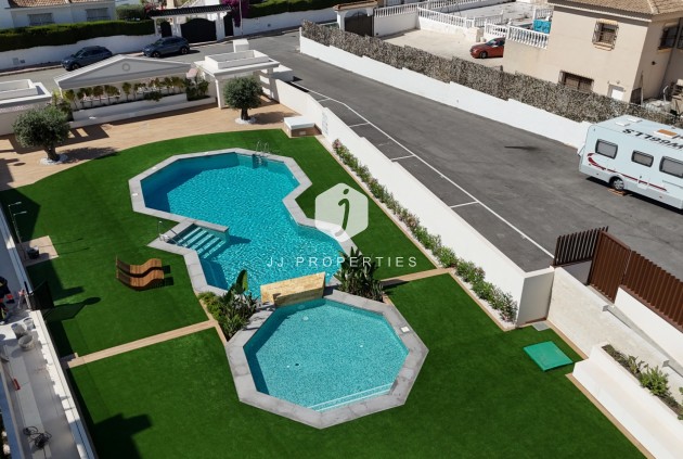 Resale - Bungalow -
Ciudad Quesada - Costa Blanca