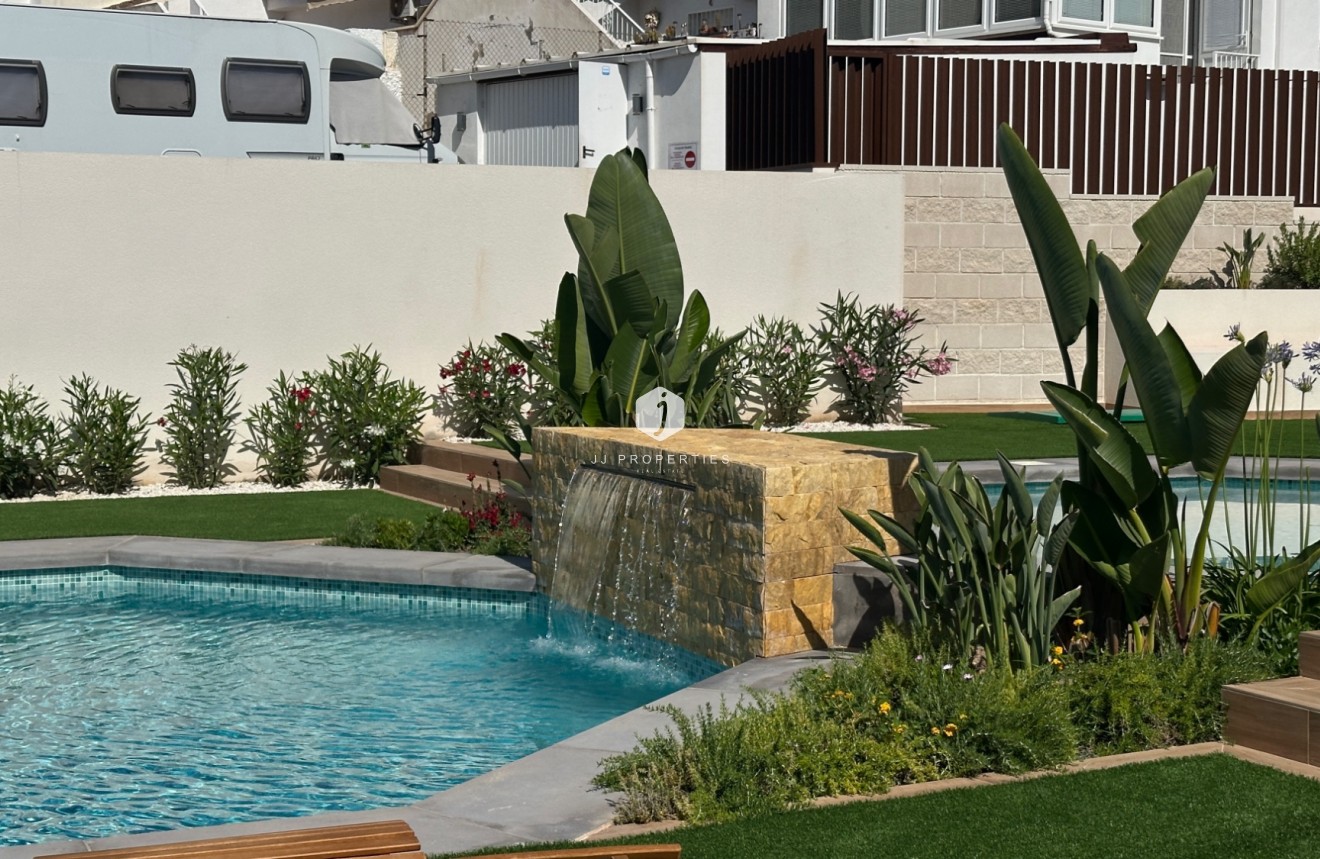 Resale - Bungalow -
Ciudad Quesada - Costa Blanca